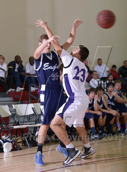 Thumbnail 2 in Shadow Hills vs. Desert Chapel (MaxPreps Holiday Classic) photogallery.