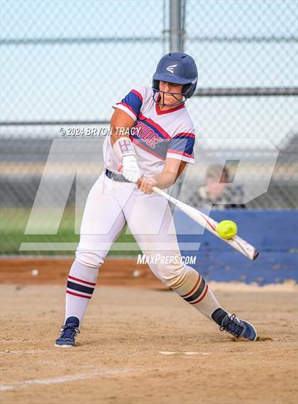 Thumbnail 2 in Longmont @ Northridge photogallery.