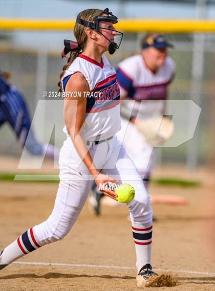 Thumbnail 1 in Longmont @ Northridge photogallery.