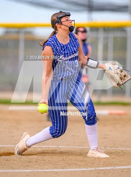 Thumbnail 3 in Longmont @ Northridge photogallery.