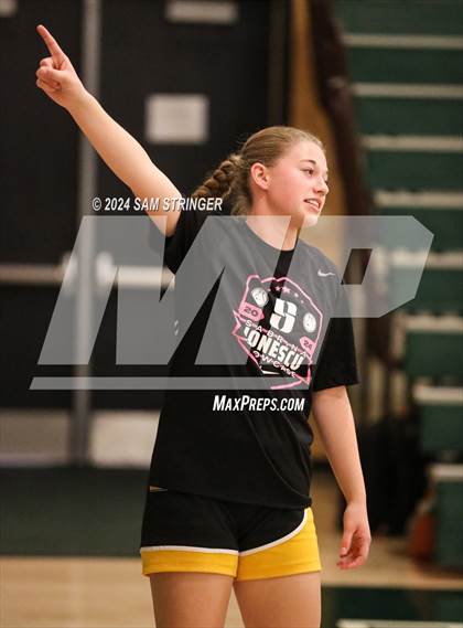 Thumbnail 2 in Clayton Valley Charter vs. Granada (Ionescu Showcase) photogallery.