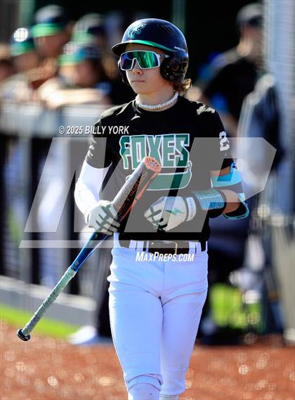 Thumbnail 2 in Canton vs Caddo Mills photogallery.