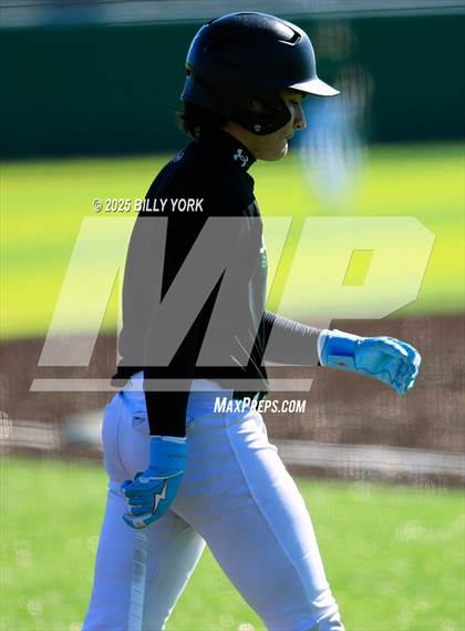 Thumbnail 1 in Canton vs Caddo Mills photogallery.