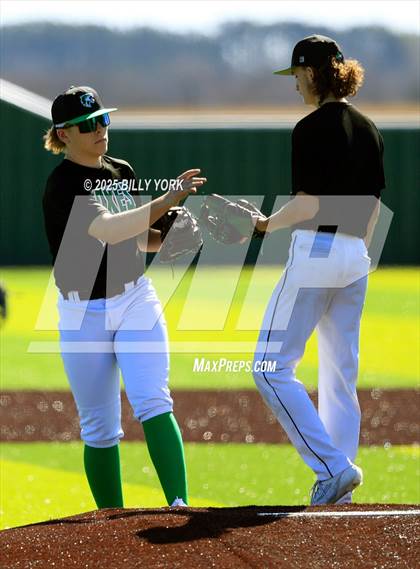 Thumbnail 1 in Canton vs Caddo Mills photogallery.