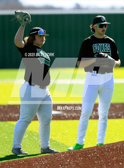 Thumbnail 1 in Canton vs Caddo Mills photogallery.