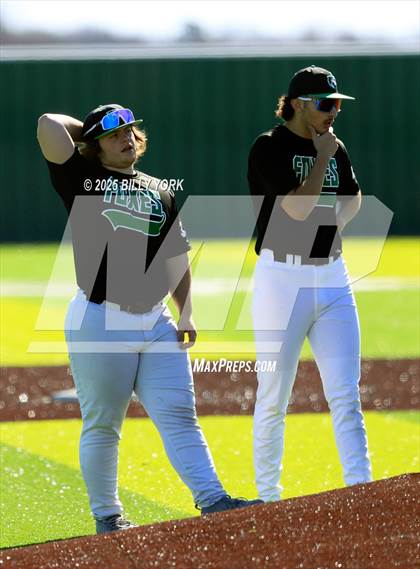 Thumbnail 2 in Canton vs Caddo Mills photogallery.
