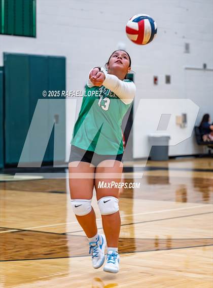 Thumbnail 3 in Langham Creek vs. Pasadena photogallery.