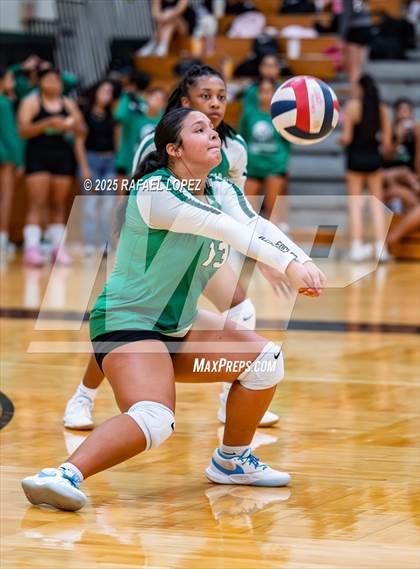 Thumbnail 1 in Langham Creek vs. Pasadena photogallery.