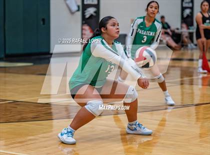 Thumbnail 1 in Langham Creek vs. Pasadena photogallery.