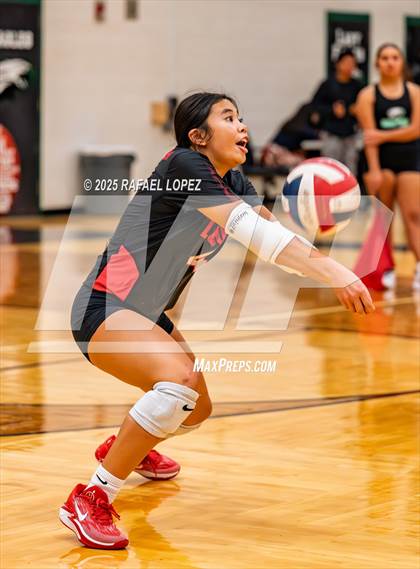 Thumbnail 1 in Langham Creek vs. Pasadena photogallery.