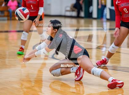 Thumbnail 2 in Langham Creek vs. Pasadena photogallery.