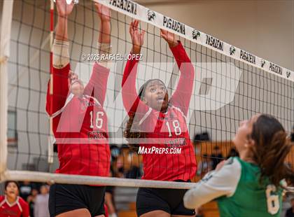 Thumbnail 3 in Langham Creek vs. Pasadena photogallery.