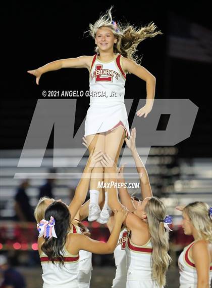 Thumbnail 2 in Campolindo vs Liberty (Honor Bowl) photogallery.