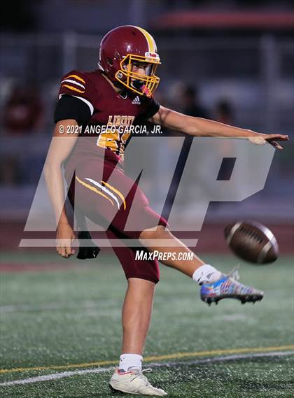 Thumbnail 2 in Campolindo vs Liberty (Honor Bowl) photogallery.