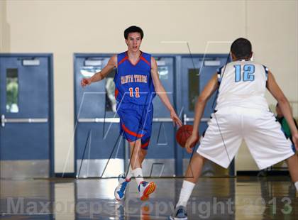 Thumbnail 3 in Santa Teresa vs. Bellarmine (CIF CCS D1 Final) photogallery.