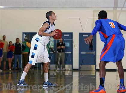 Thumbnail 2 in Santa Teresa vs. Bellarmine (CIF CCS D1 Final) photogallery.