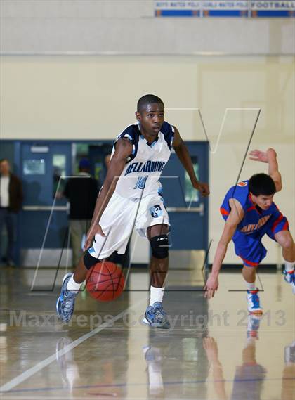 Thumbnail 3 in Santa Teresa vs. Bellarmine (CIF CCS D1 Final) photogallery.