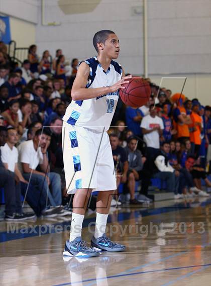 Thumbnail 2 in Santa Teresa vs. Bellarmine (CIF CCS D1 Final) photogallery.