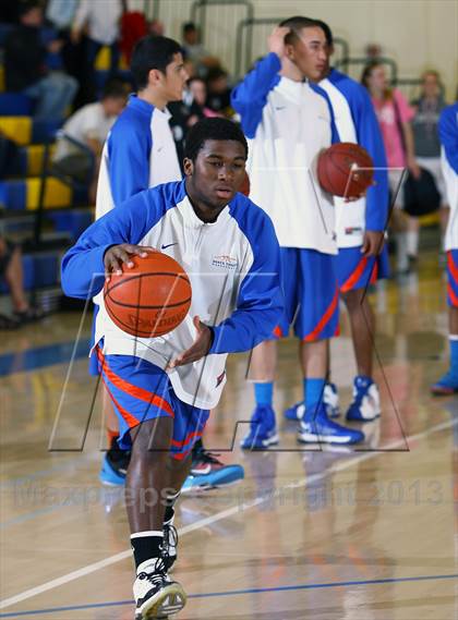 Thumbnail 1 in Santa Teresa vs. Bellarmine (CIF CCS D1 Final) photogallery.
