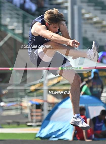 Thumbnail 2 in Northeast Valley Invitational (Field Events) photogallery.
