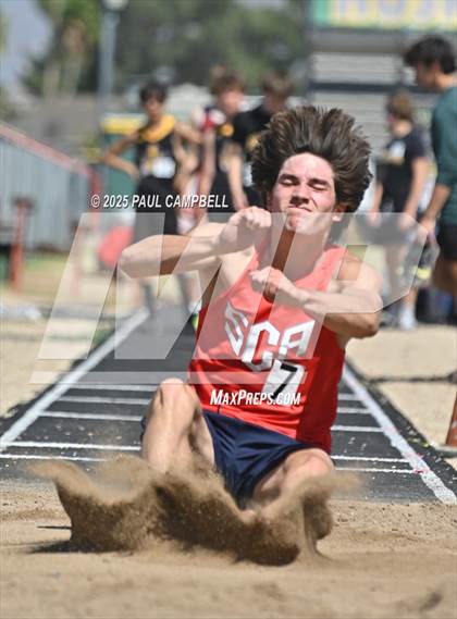 Thumbnail 1 in Northeast Valley Invitational (Field Events) photogallery.