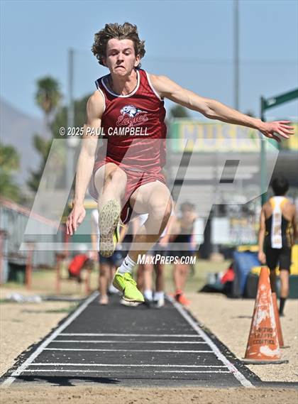 Thumbnail 2 in Northeast Valley Invitational (Field Events) photogallery.