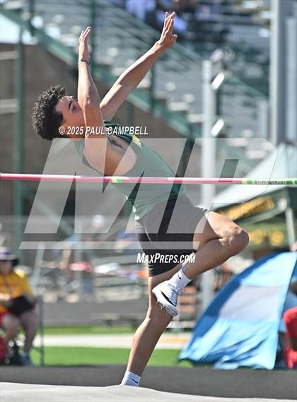 Thumbnail 1 in Northeast Valley Invitational (Field Events) photogallery.