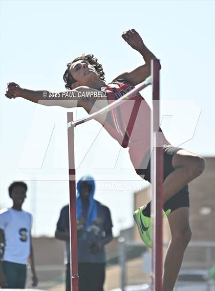 Thumbnail 2 in Northeast Valley Invitational (Field Events) photogallery.