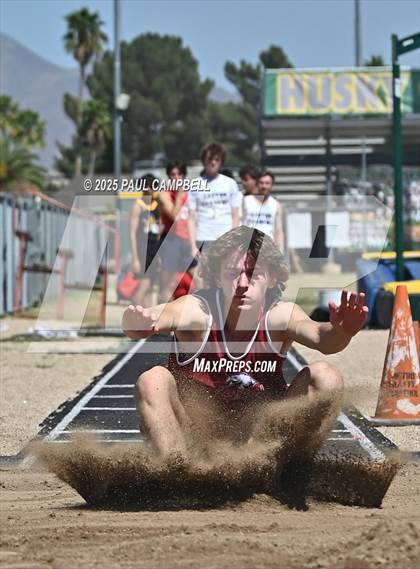 Thumbnail 1 in Northeast Valley Invitational (Field Events) photogallery.