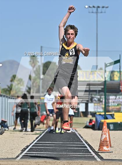 Thumbnail 3 in Northeast Valley Invitational (Field Events) photogallery.
