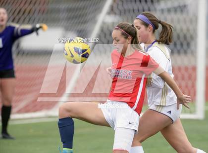 Thumbnail 1 in Kennedy Catholic vs Puyallup (WIAA District Playoff) photogallery.