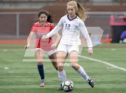Thumbnail 3 in Kennedy Catholic vs Puyallup (WIAA District Playoff) photogallery.