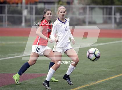 Thumbnail 2 in Kennedy Catholic vs Puyallup (WIAA District Playoff) photogallery.