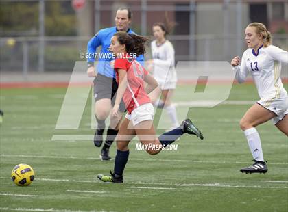 Thumbnail 3 in Kennedy Catholic vs Puyallup (WIAA District Playoff) photogallery.