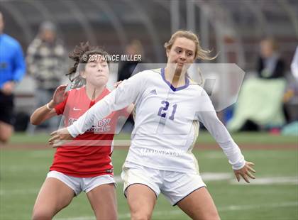 Thumbnail 2 in Kennedy Catholic vs Puyallup (WIAA District Playoff) photogallery.