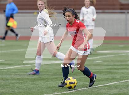 Thumbnail 3 in Kennedy Catholic vs Puyallup (WIAA District Playoff) photogallery.