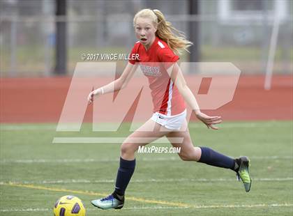 Thumbnail 2 in Kennedy Catholic vs Puyallup (WIAA District Playoff) photogallery.