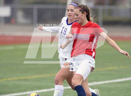 Thumbnail 3 in Kennedy Catholic vs Puyallup (WIAA District Playoff) photogallery.