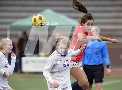 Thumbnail 1 in Kennedy Catholic vs Puyallup (WIAA District Playoff) photogallery.