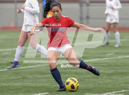 Thumbnail 1 in Kennedy Catholic vs Puyallup (WIAA District Playoff) photogallery.