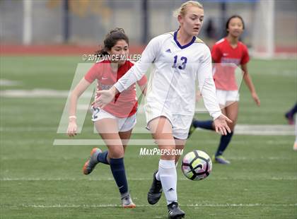 Thumbnail 1 in Kennedy Catholic vs Puyallup (WIAA District Playoff) photogallery.