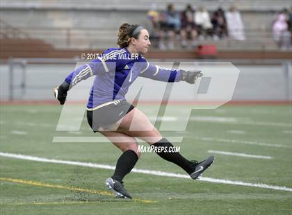 Thumbnail 3 in Kennedy Catholic vs Puyallup (WIAA District Playoff) photogallery.