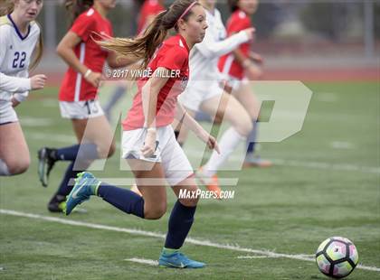 Thumbnail 3 in Kennedy Catholic vs Puyallup (WIAA District Playoff) photogallery.