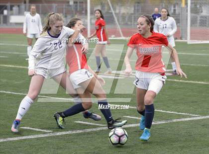 Thumbnail 2 in Kennedy Catholic vs Puyallup (WIAA District Playoff) photogallery.