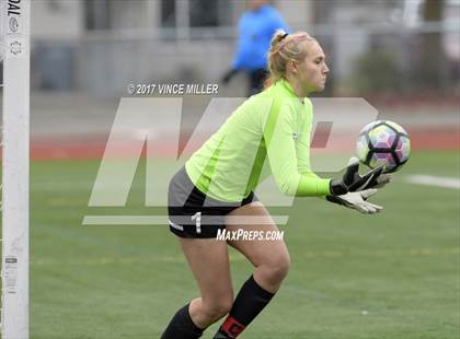 Thumbnail 2 in Kennedy Catholic vs Puyallup (WIAA District Playoff) photogallery.
