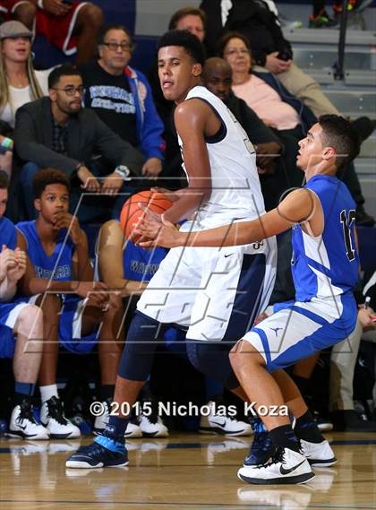 Thumbnail 3 in Windward vs. St. John Bosco photogallery.