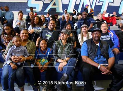 Thumbnail 2 in Windward vs. St. John Bosco photogallery.
