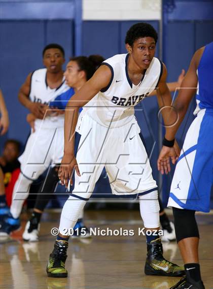 Thumbnail 3 in Windward vs. St. John Bosco photogallery.