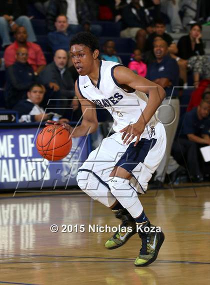 Thumbnail 3 in Windward vs. St. John Bosco photogallery.