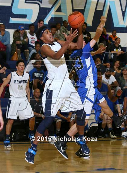 Thumbnail 1 in Windward vs. St. John Bosco photogallery.